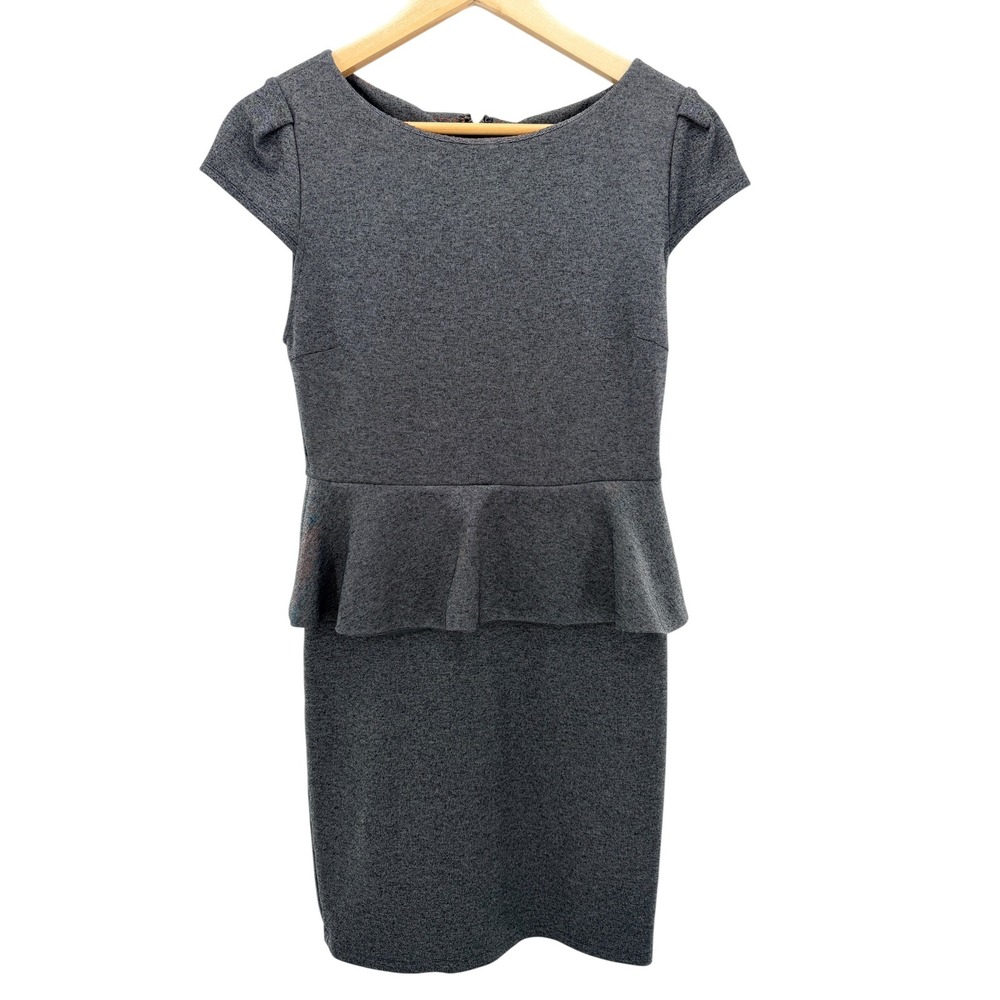 Alice + Olivia Employed Grey Peplum Cap Sleeve Sheath Dress‎ Size 6
